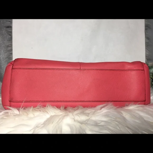 COPY - Coach
Christie K1320-29422 Rasberry Bag - Picture 5 of 8